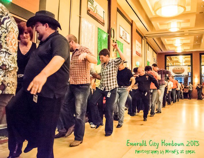 2013.05 IAGLCWDC Annual - Emerald City Hoedown - Barn Dance 01